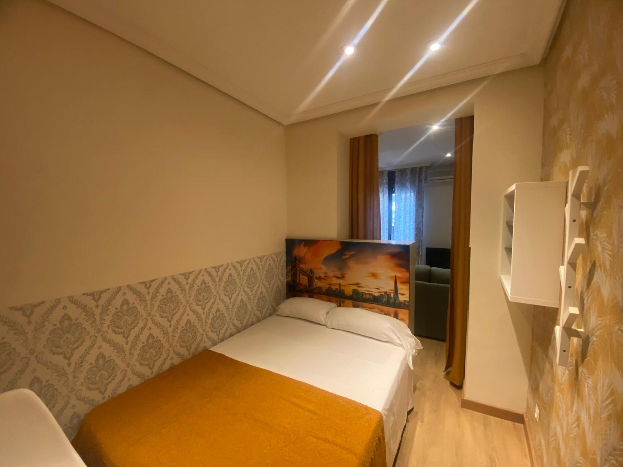 El Jardin Del Angel Ferrocarril Appartement Madrid Buitenkant foto